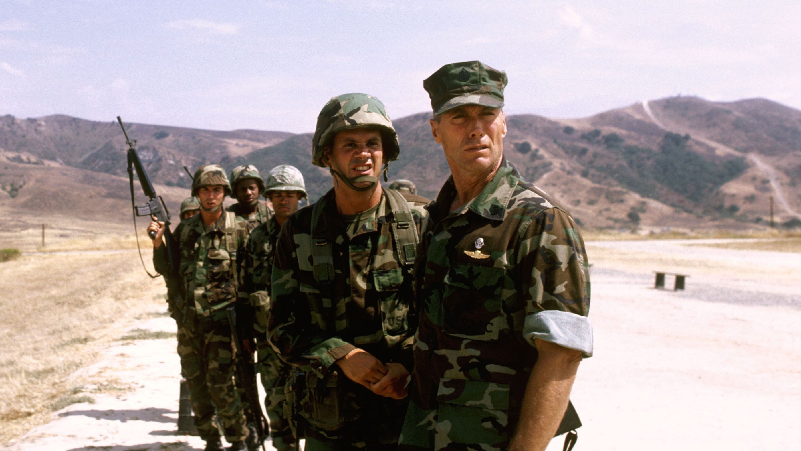 Heartbreak Ridge 1986. Перевал разбитых сердец 1986 Постер.